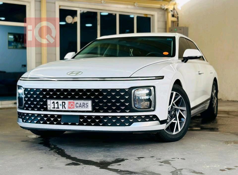 هيونداي أزيرا